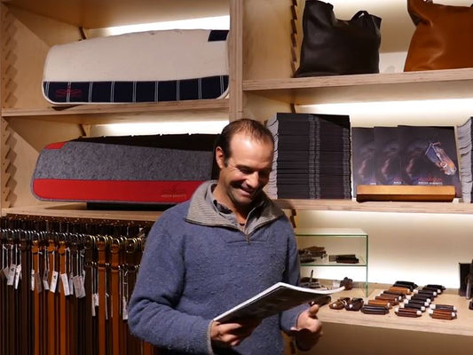 Made in Australia - the Angus Barrett catalogue