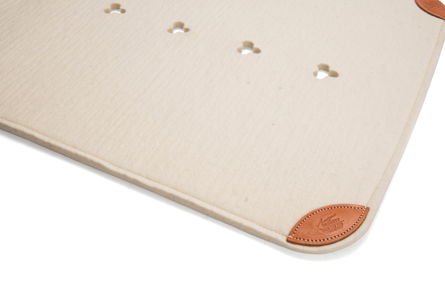 Angus Barrett Long White Cleanskin Saddle Pad